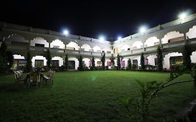 Goflamingo Resort